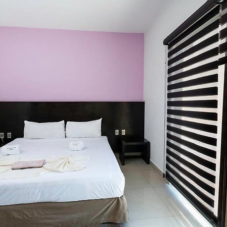 Hotel Ambra Playa del Carmen Exteriör bild
